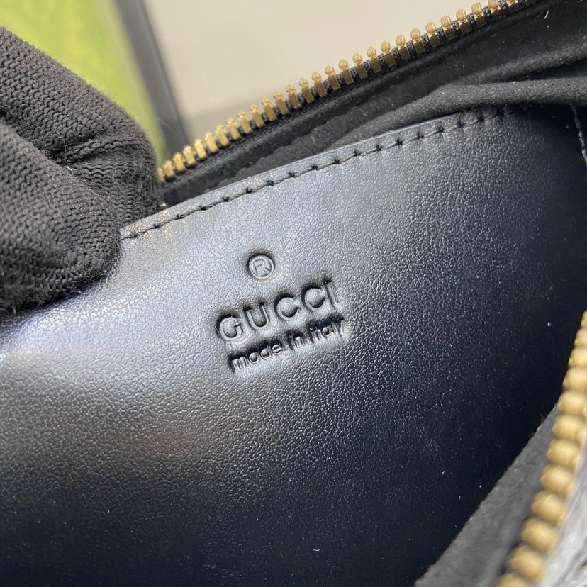 Gucci Kleine GG Marmont Women Shoulder Bags Size 26*17*4cm