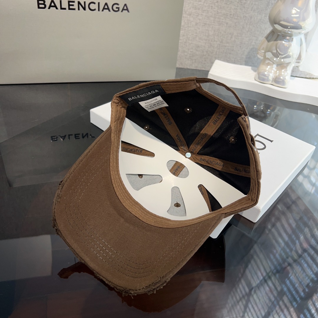 Balenciaga Baseball Cap