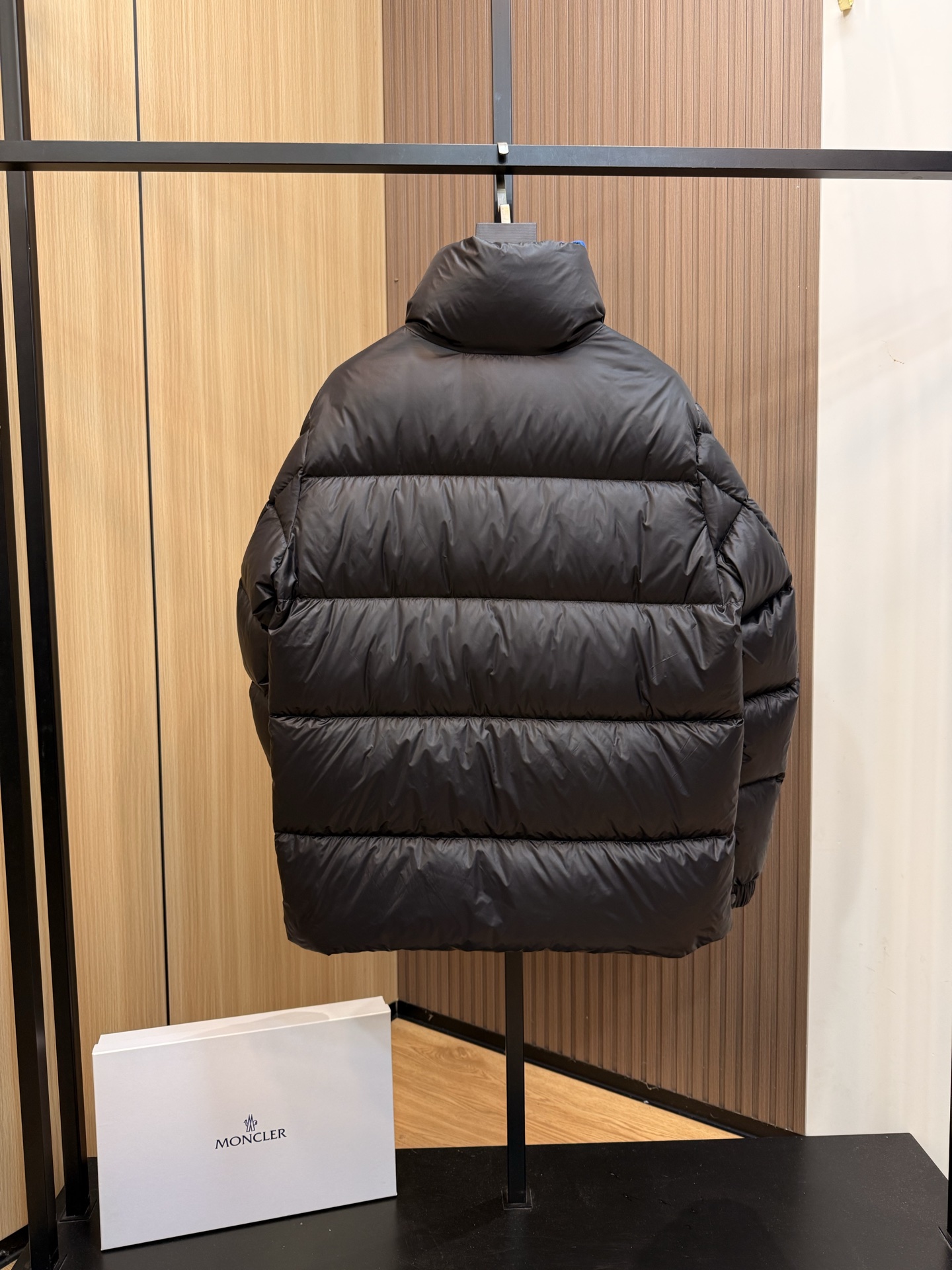 Moncler 25ss Derovx Unisex Winter Jacket Size 1-5
