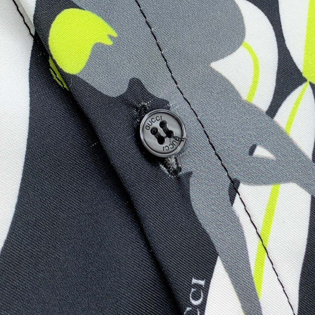 Gucci Sommeranzug Size M-XXL