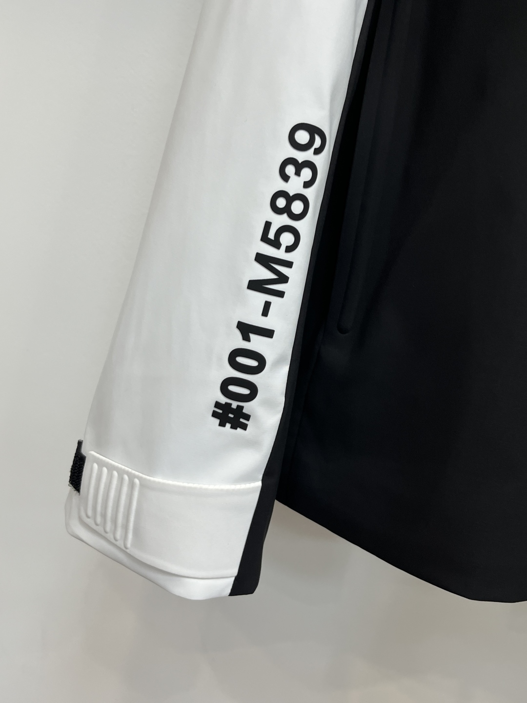 Moncler Unisex Jacket Size M-XXXL