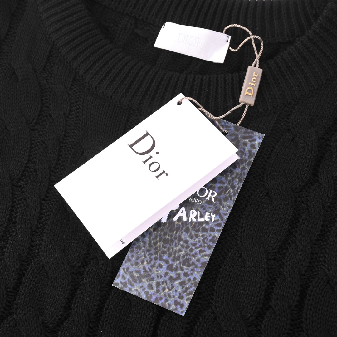 Dior Unisex Sweatshirt Size S-XL
