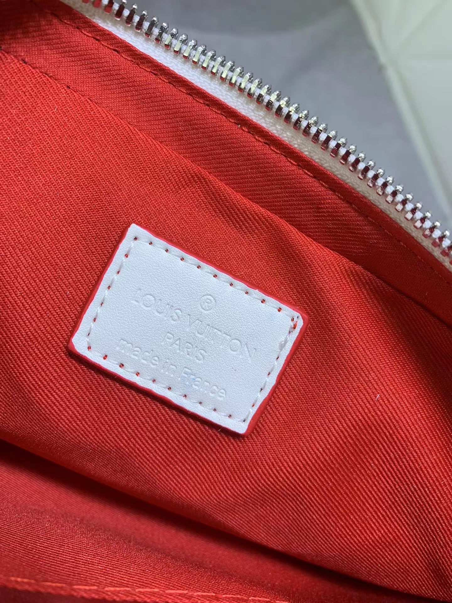 Louis Vuitton Monogram Eclipse Reverse Mens Shoulder Bags Size 25*18.5*7cm