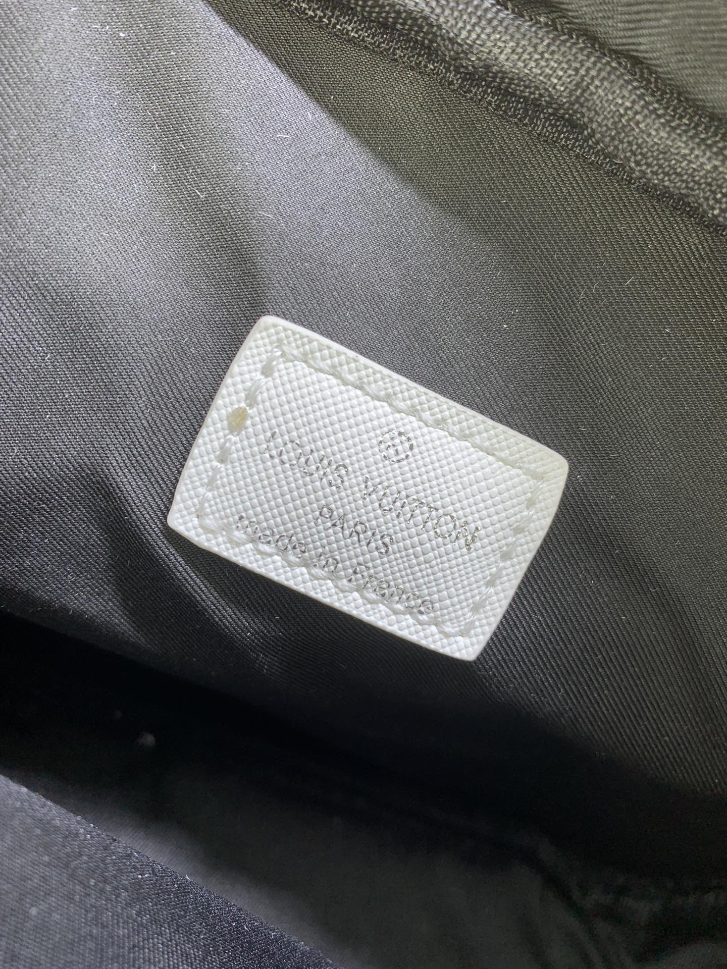 Louis Vuitton M31069 Alpha Mens Shoulder Bags Size 11*18*6cm