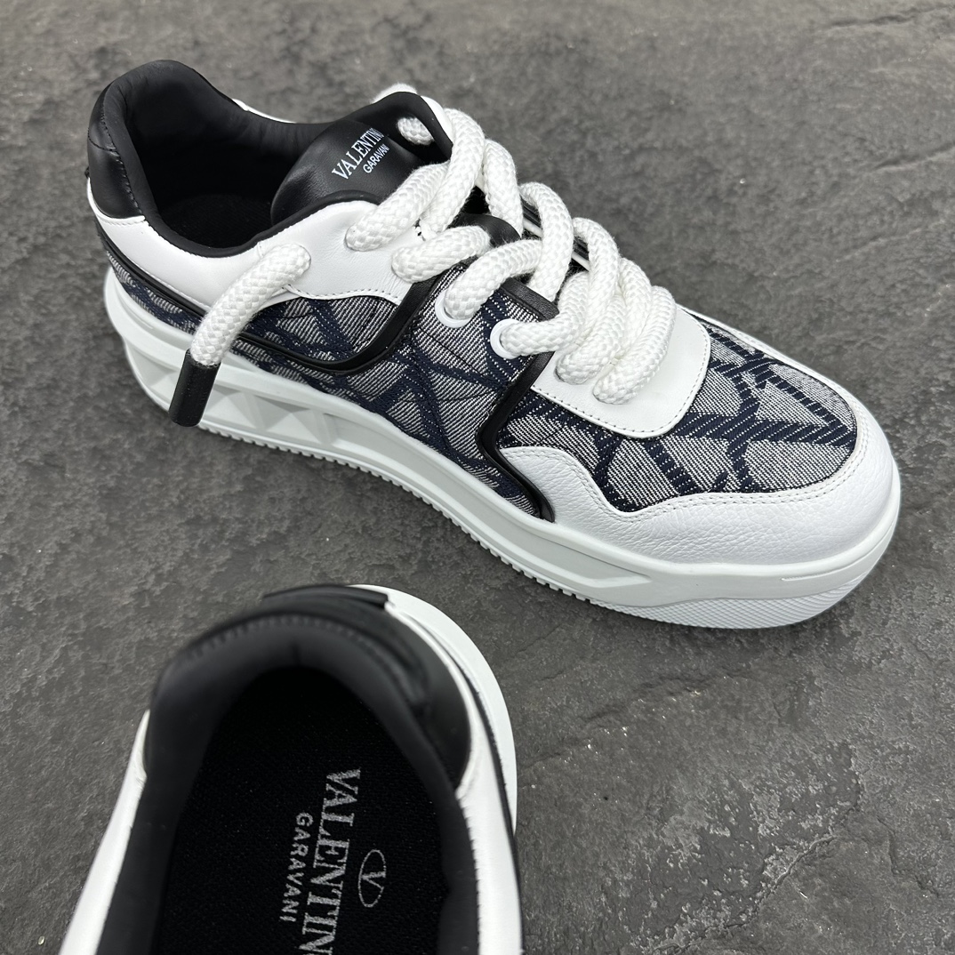 Valentino One Stud XL Sneaker Size 36-46