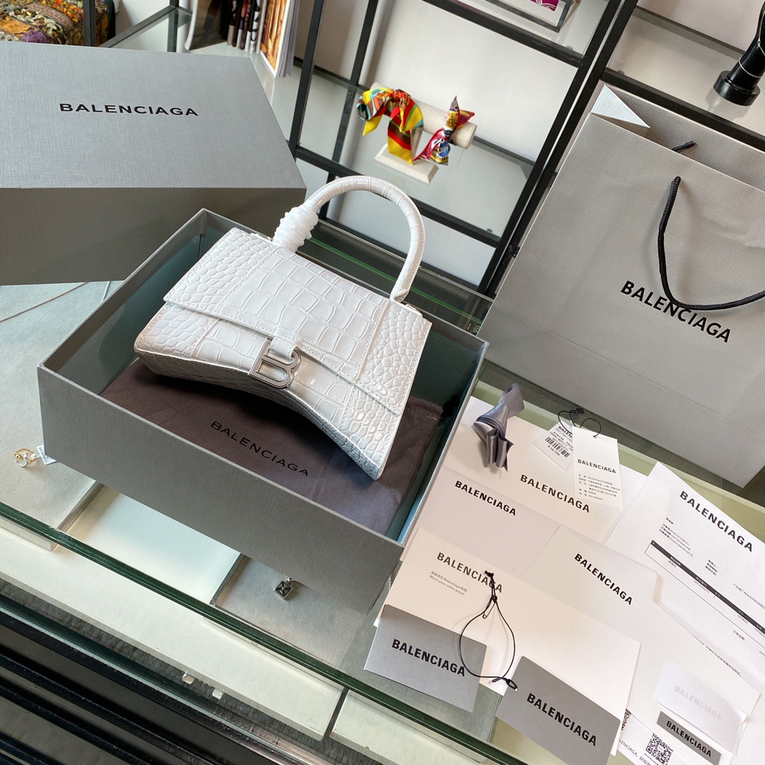 Balenciaga Women Shoulder Bags Handbags 2-Size