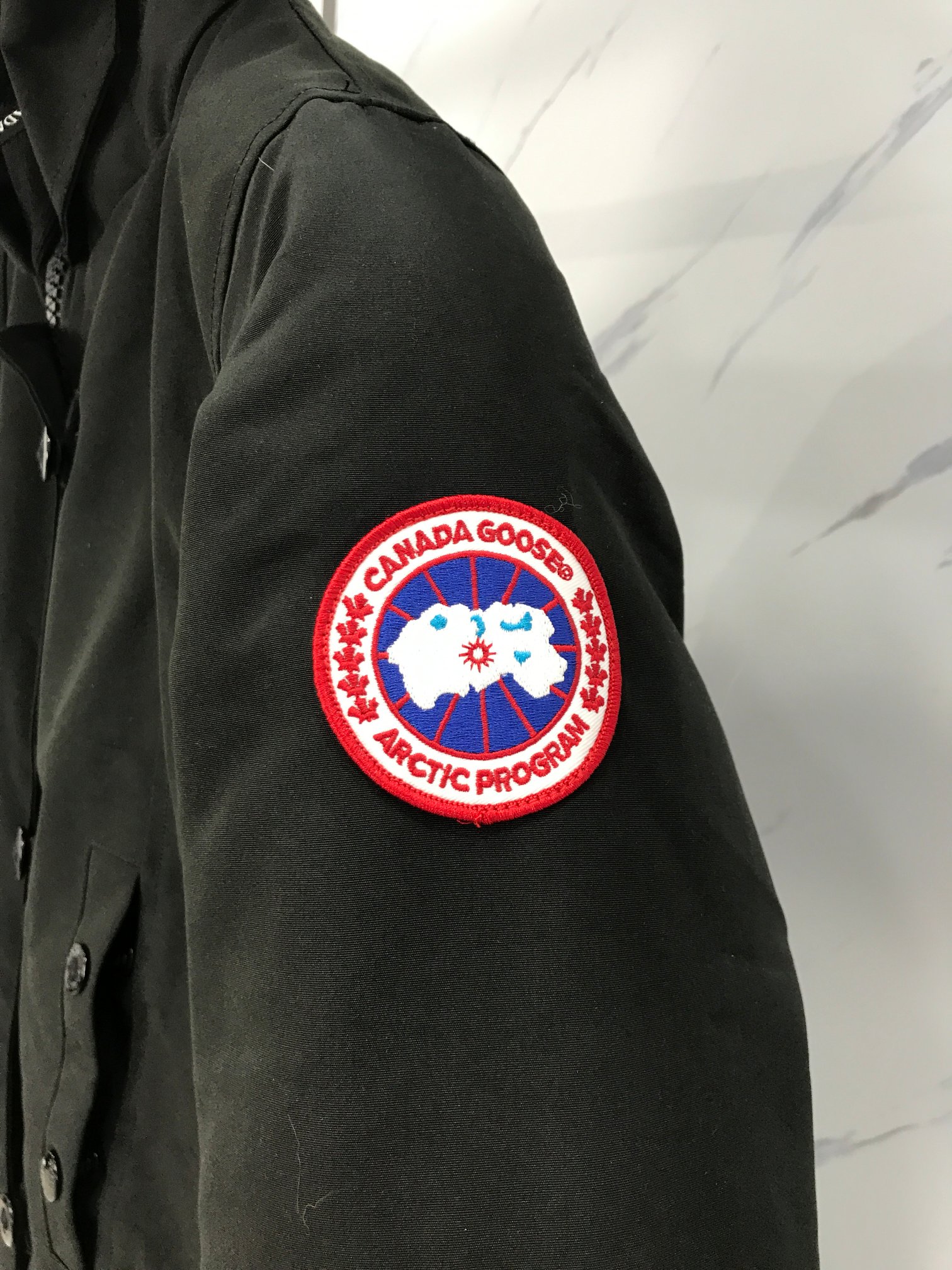 Canada Goose 12 Women Winter Jacket Size L
