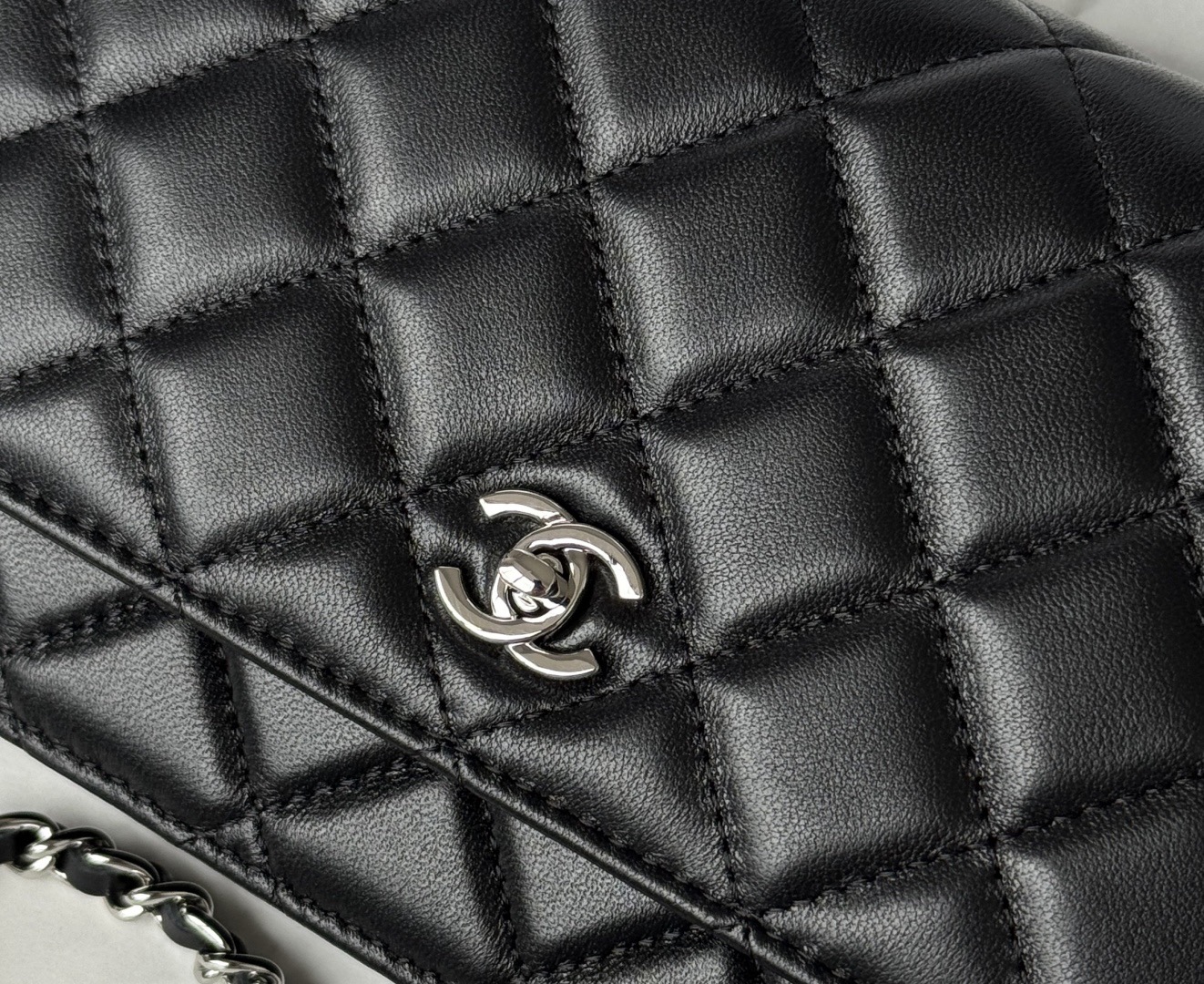 Chanel AP4241 woc Shoulder Bags 19*12*3cm