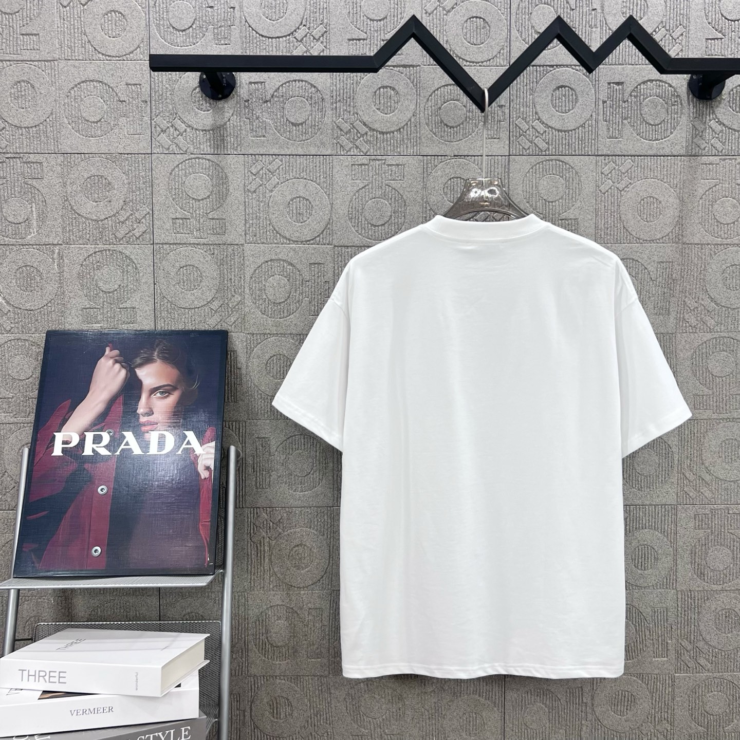 Prada T Shirt  Embroider Logo Size XS-L