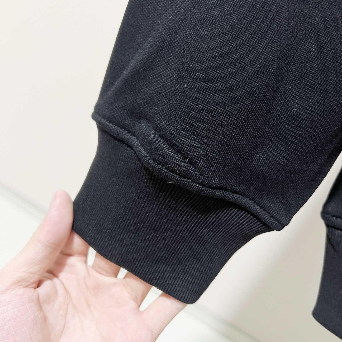 Louis Vuitton Unisex Sweatshirt Size S-XL