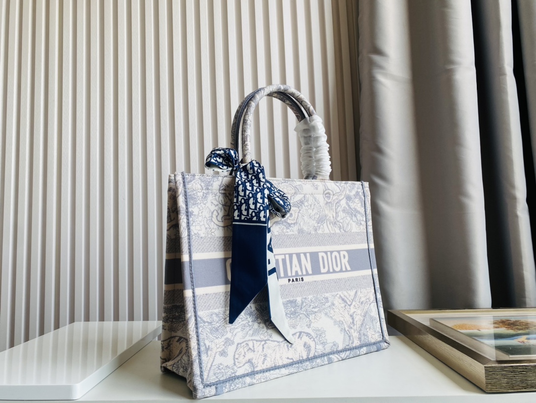 Dior Tote Women Shopping Bags 2-Size