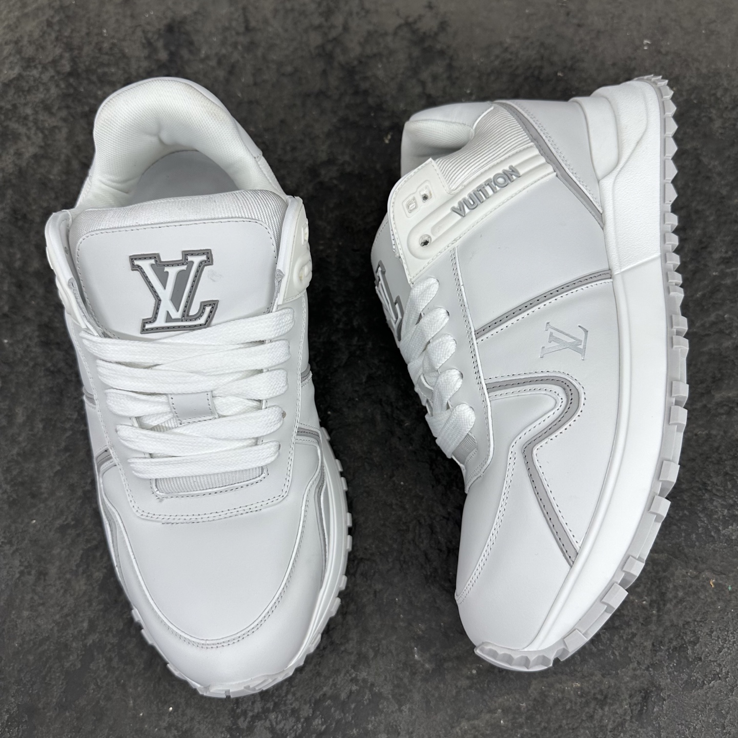 Louis Vuitton Run Away Maxi Sneaker Size 36-46