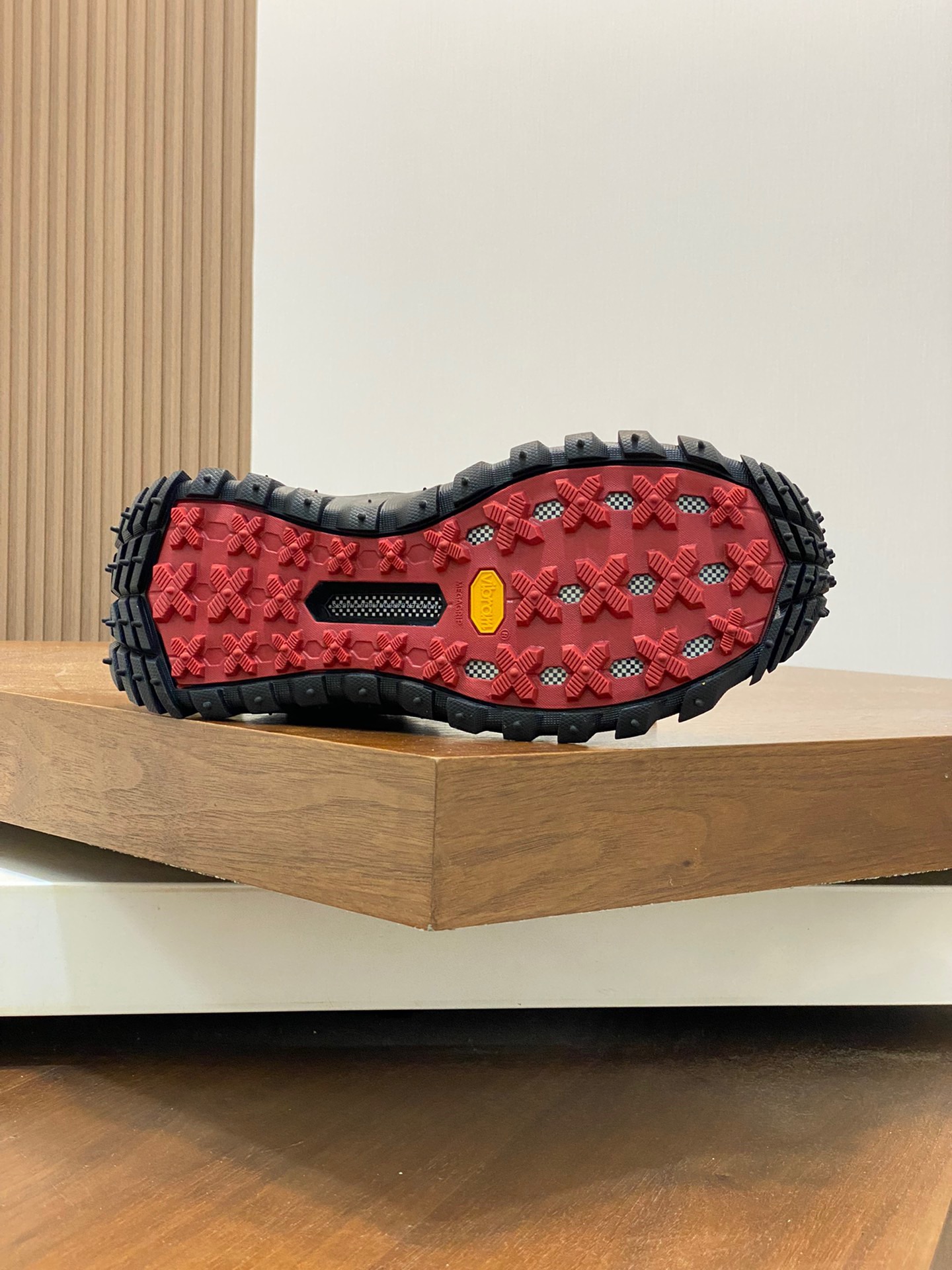 Moncler Trailgrip Gtx Sneaker Size 40-45