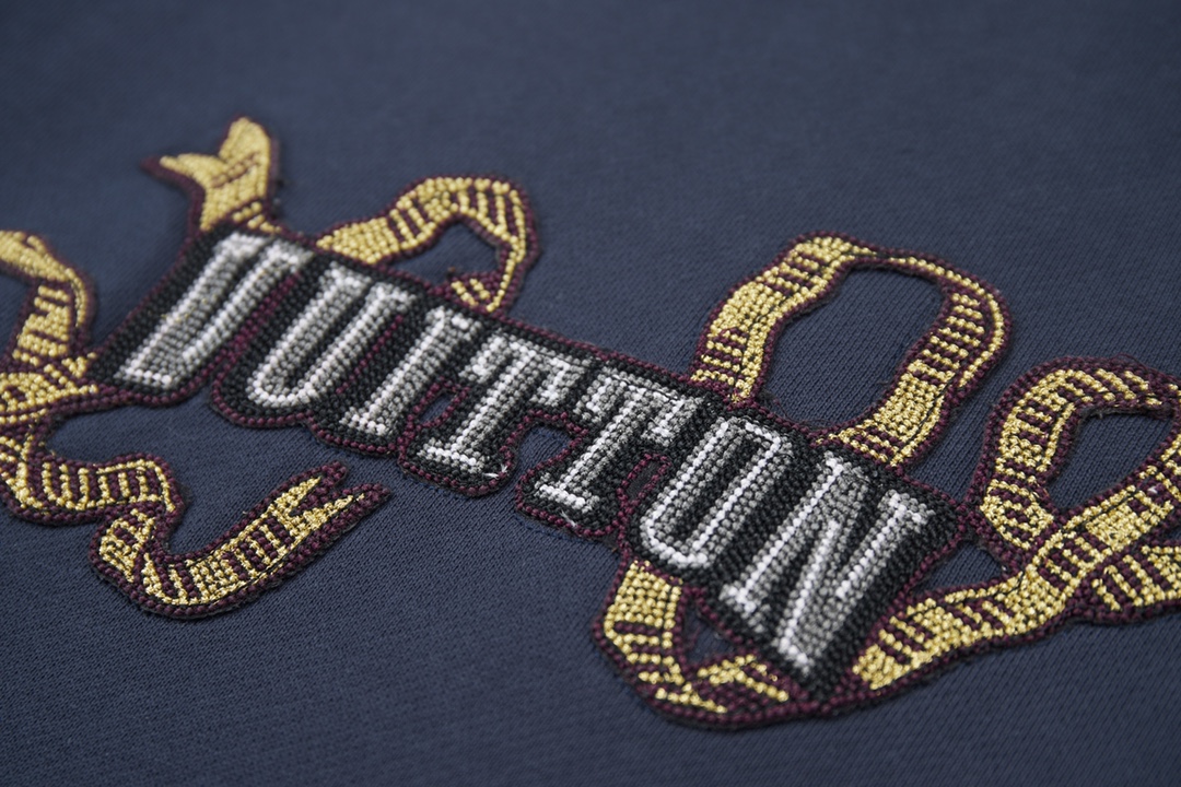 Louis Vuitton Unisex Sweatshirt Size S-XL