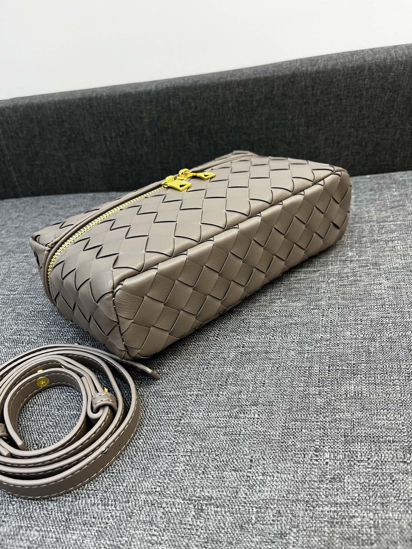 Bottega Veneta Vanity Case Women Shoulder Bags 24*13*6cm