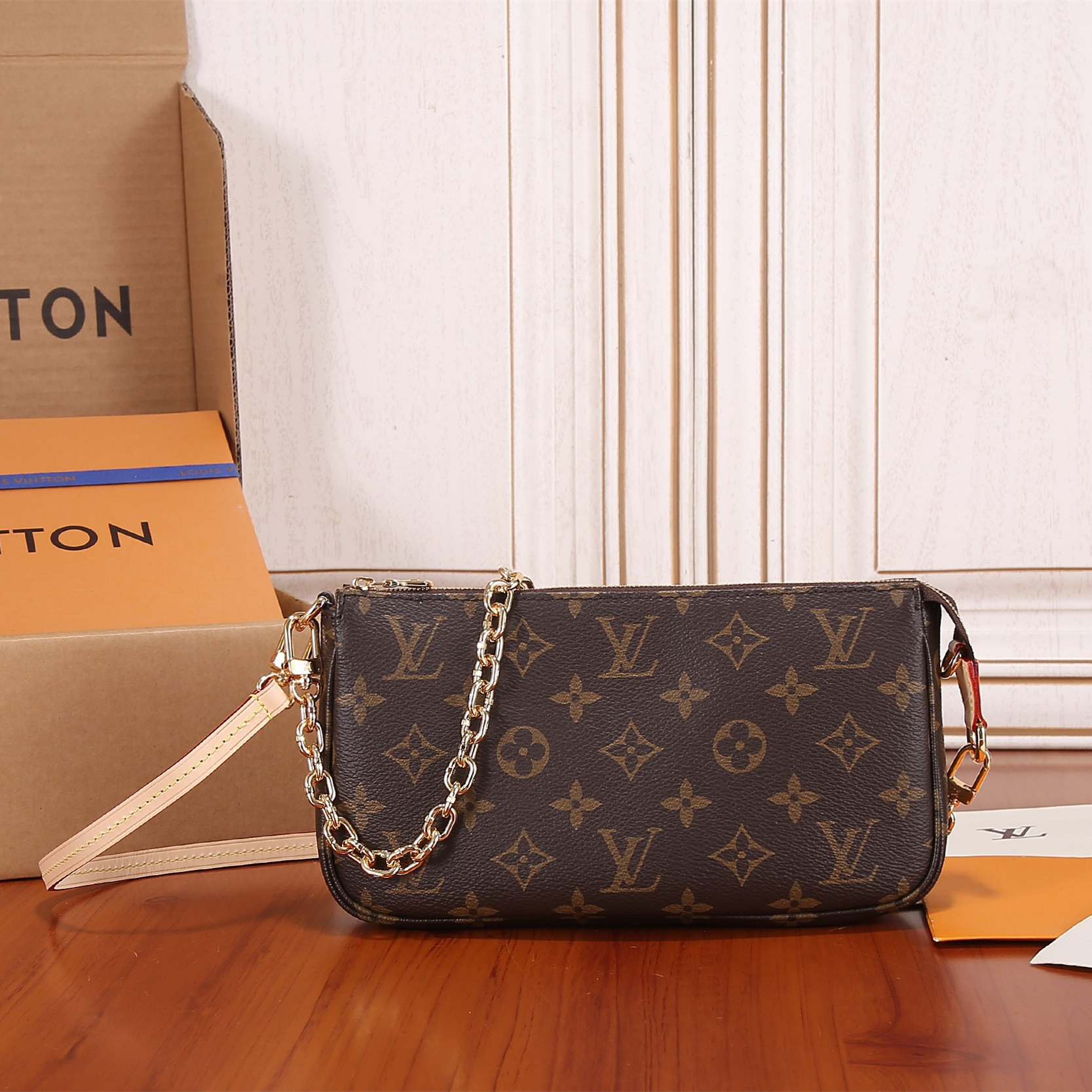 Louis Vuitton M82766 Pochette Accessoires Women Shoulder Bags Size 23.5*13.5*4cm