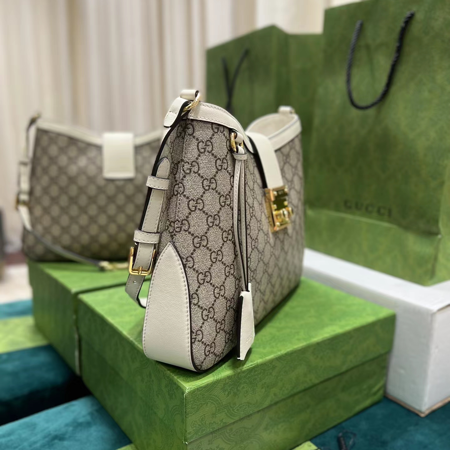 Gucci GG Ophidia GG Women Shoulder Bags Size 32.5*24*5.5cm