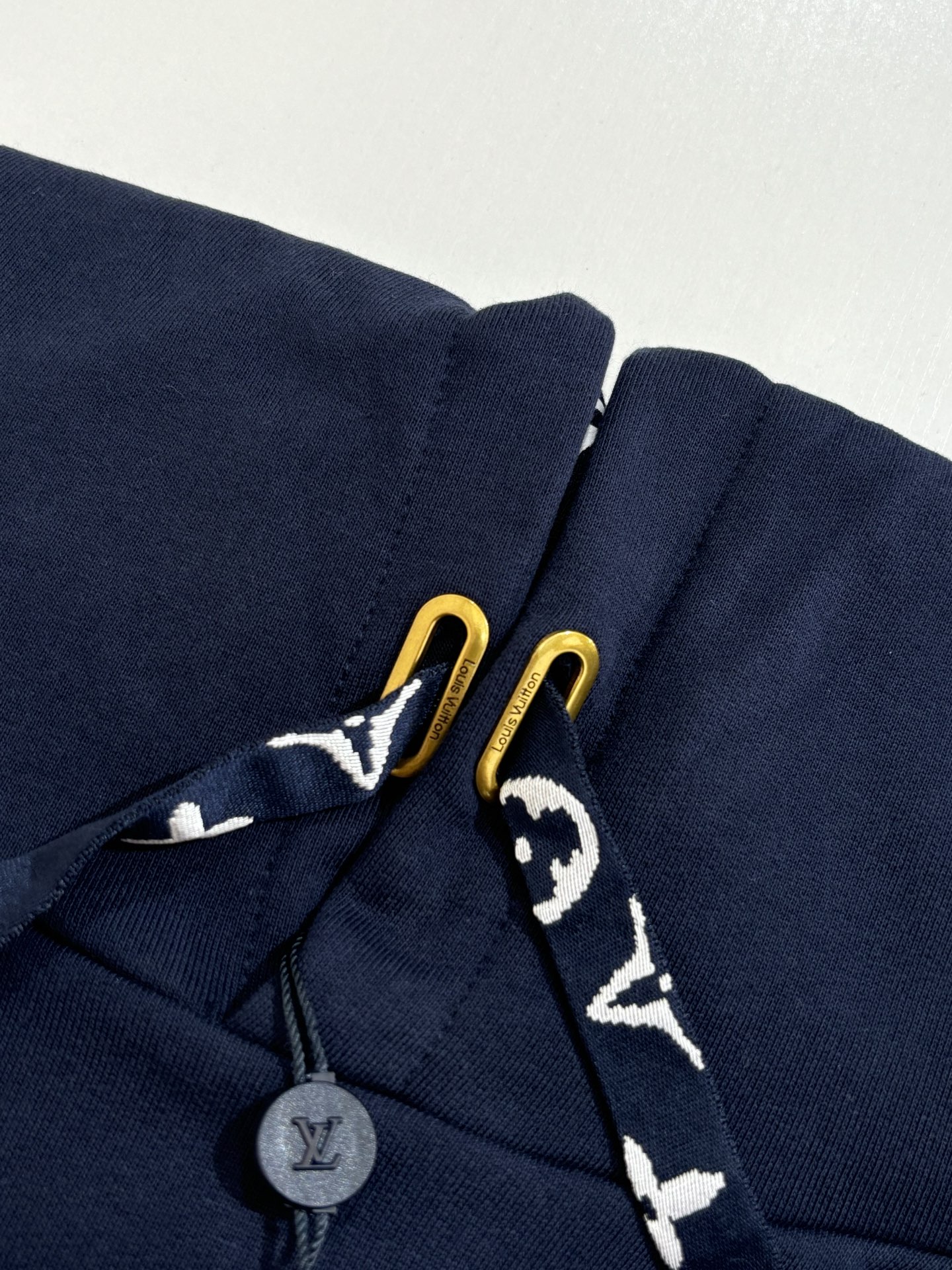 Louis Vuitton Unisex Sweatshirt Size S-XL