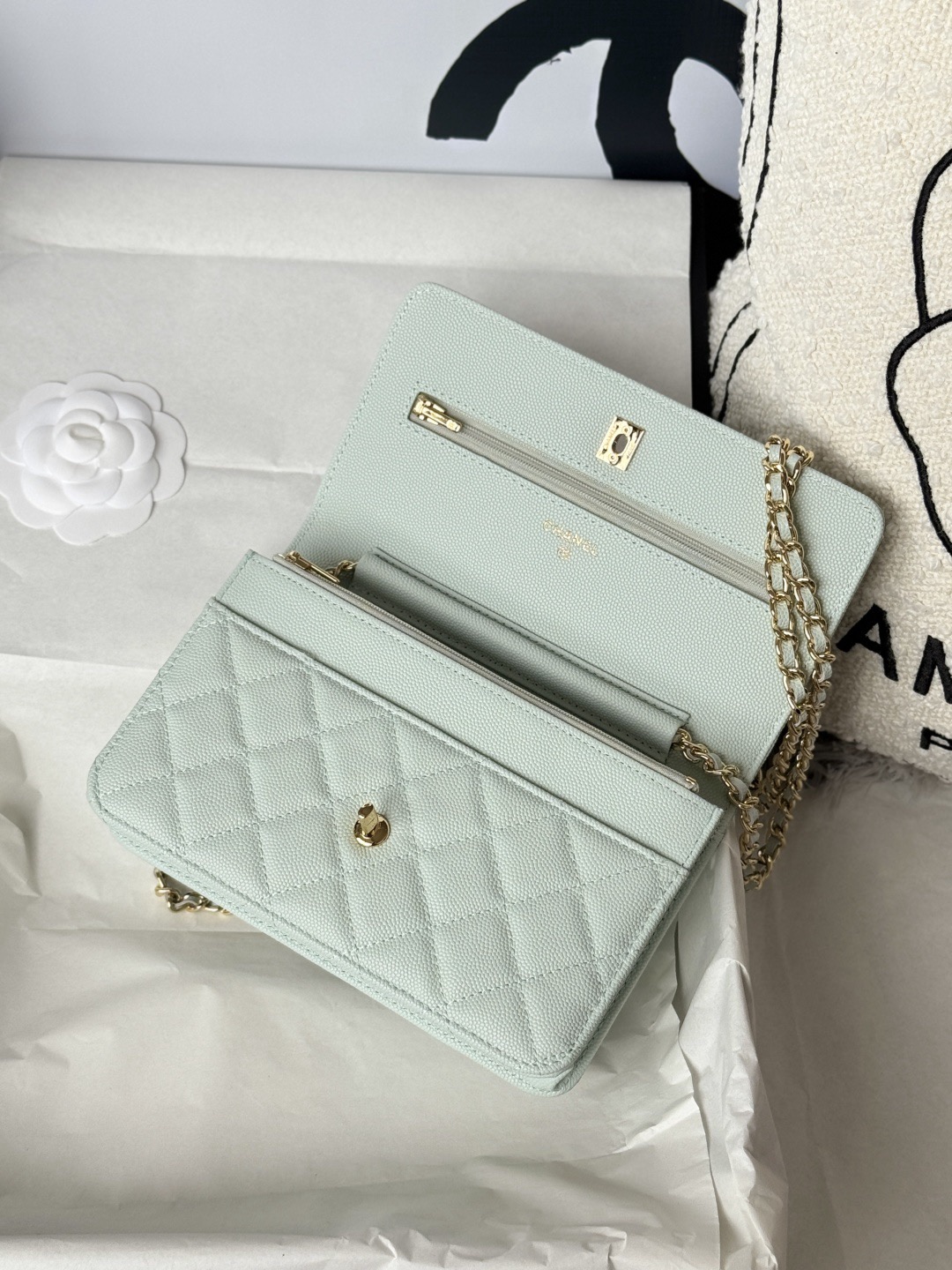 Chanel AP4241 woc Shoulder Bags 19*12*3cm