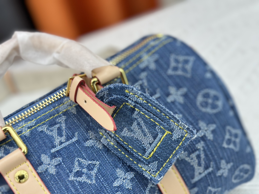 Louis Vuitton Keepall Bandoulière 25 Women Shoulder Bags