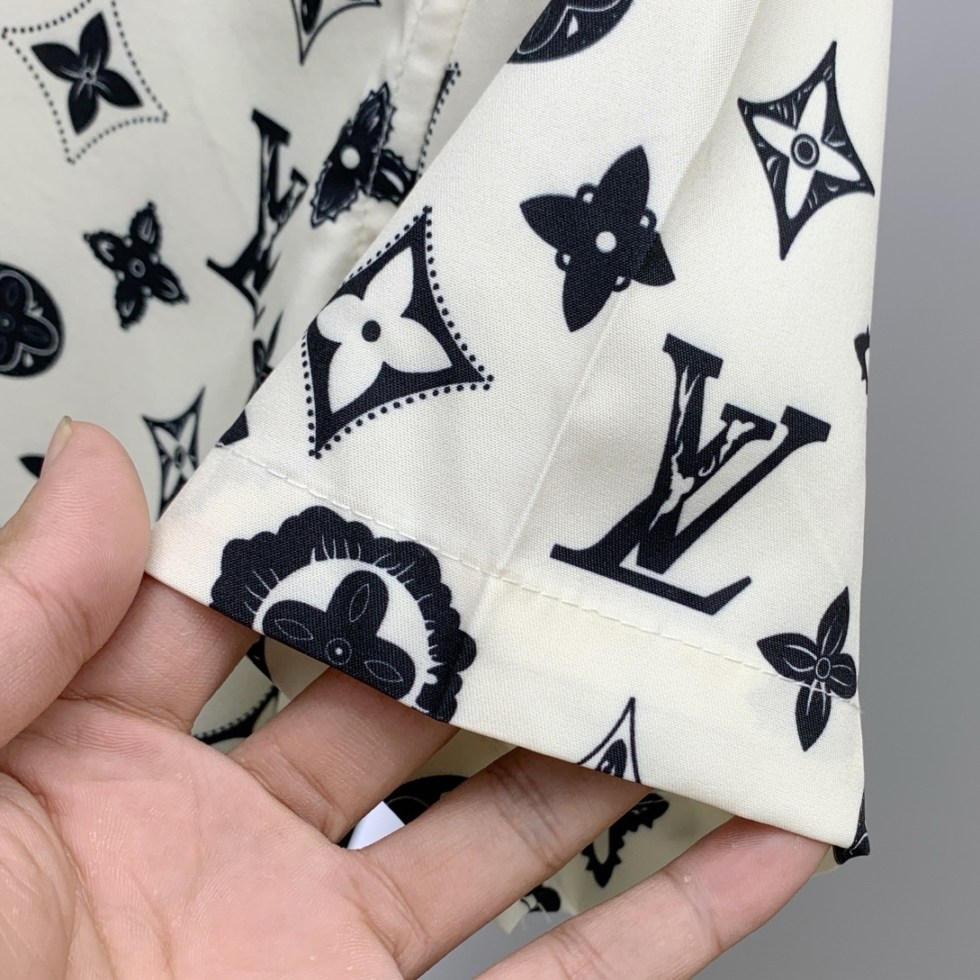 Louis Vuitton Sommeranzug Size M-XXL