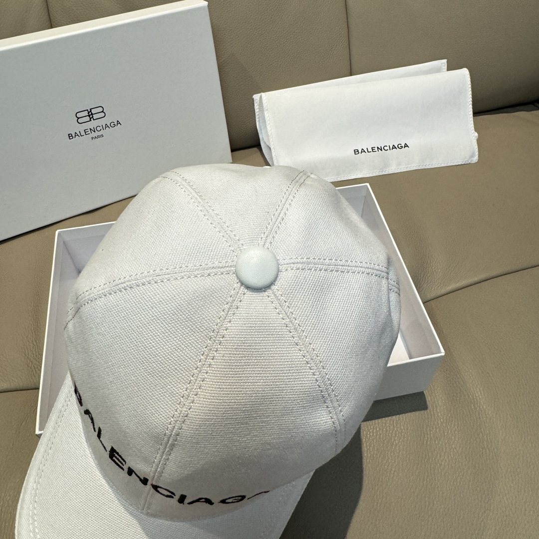 Balenciaga Baseball Cap