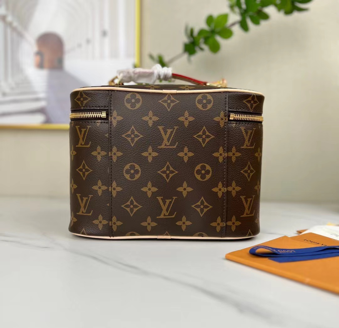 Louis Vuitton M42265 Women Shoulder Bags 24*18*14.5cm