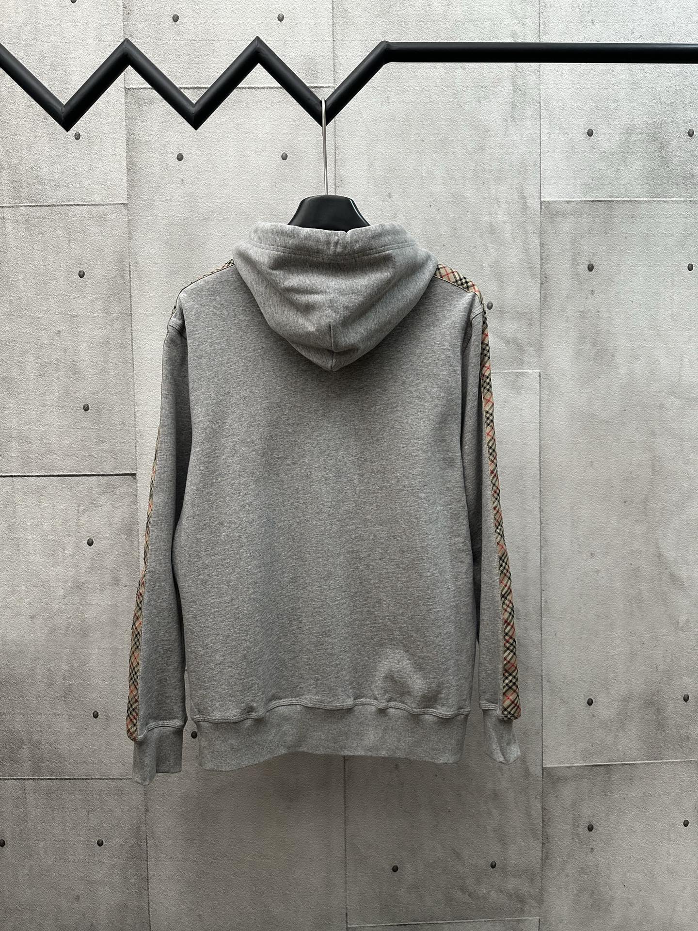 Burberry Unisex Jacket Size S-XL