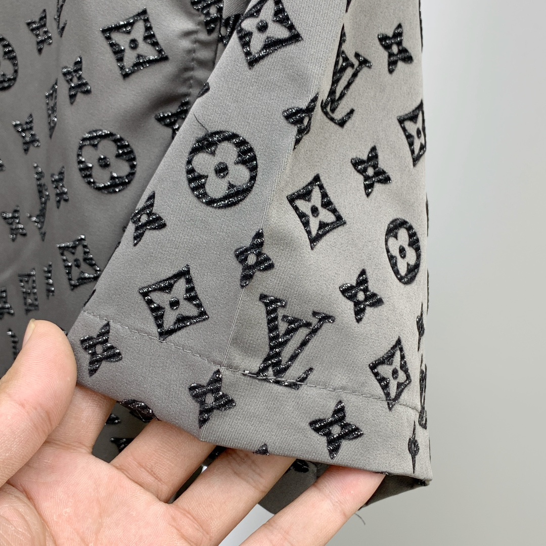 Louis Vuitton Sommeranzug Size M-XXL