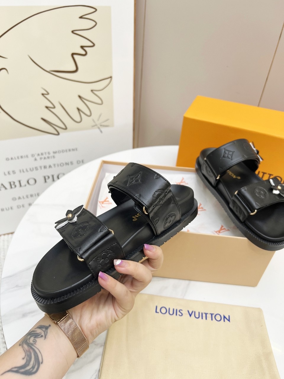 Louis Vuitton Women Slippers Size 36-41