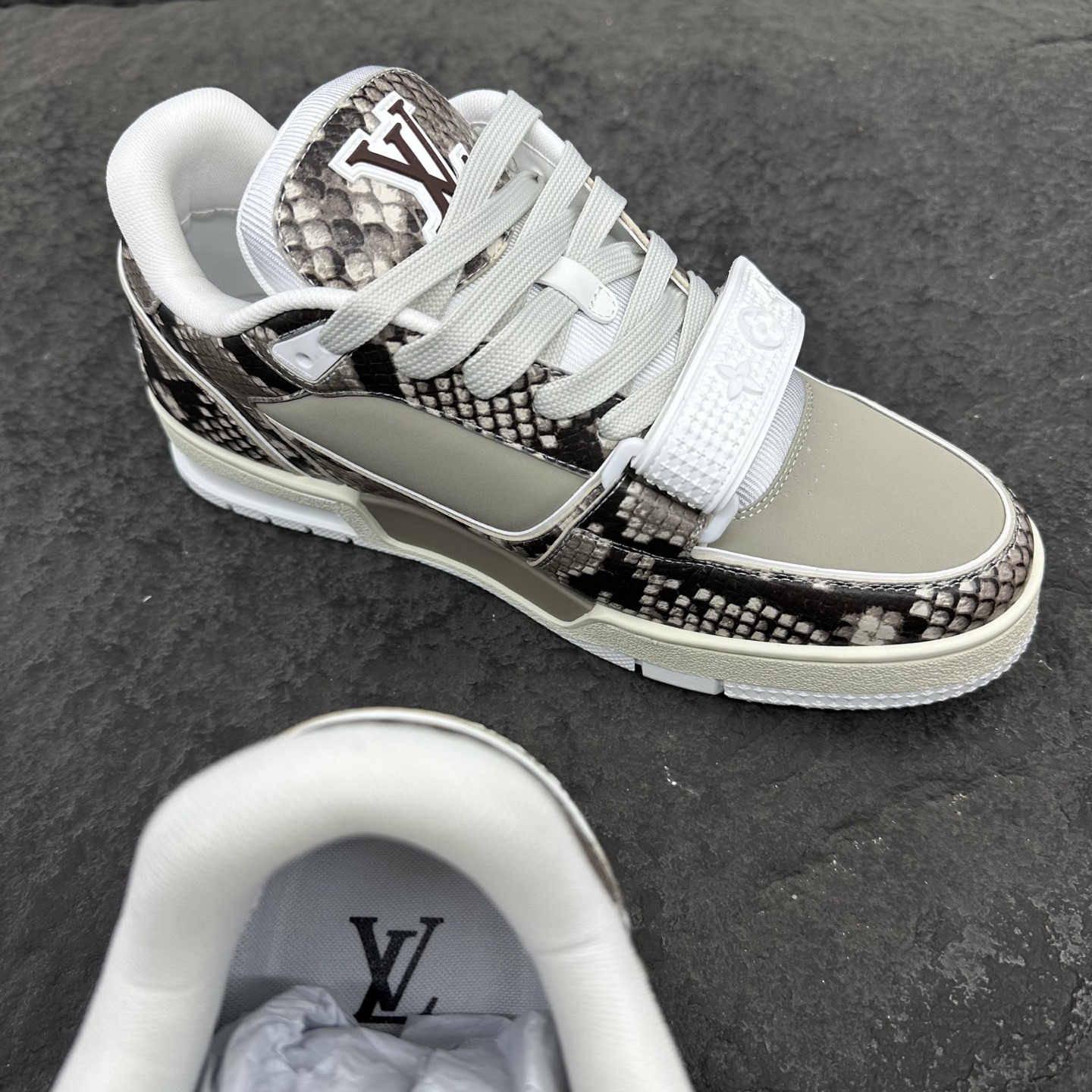 Louis Vuitton LV Trainer Sneaker Size 36-46
