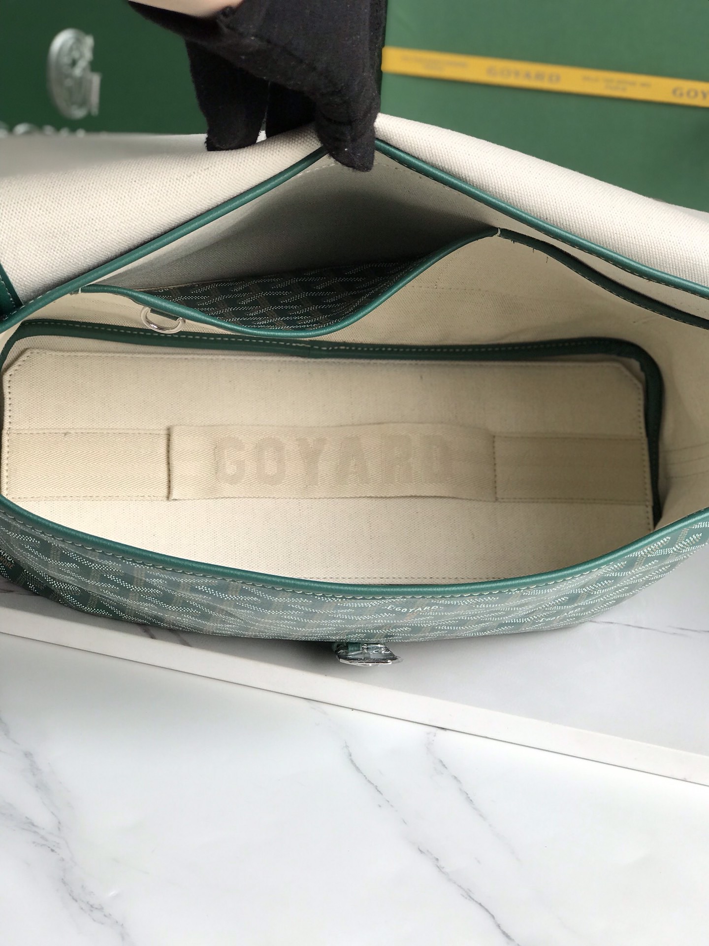 Goyard Citadin Mens Shoulder Bags Size 35*26*7.5cm