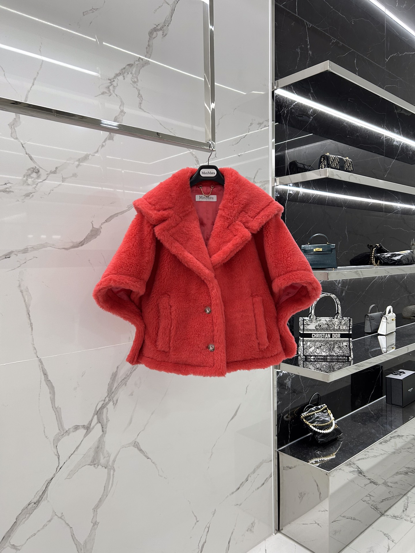 Max Mara Teddy Cape short style one size fits all