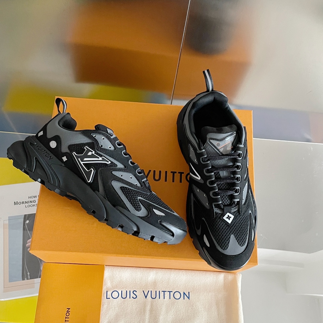 Louis Vuitton LV Runner Tatic Sneaker Size 40-46