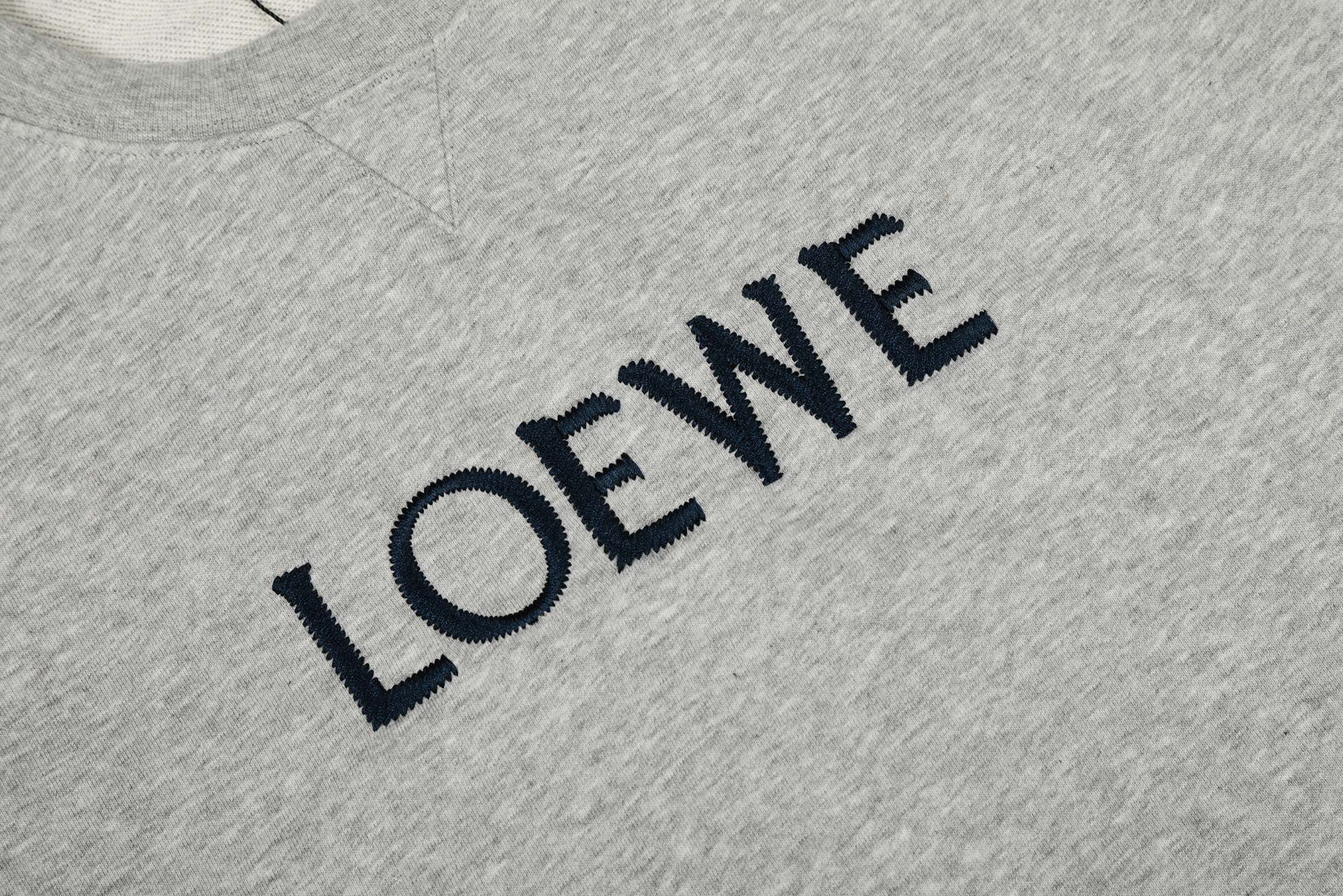 Loewe Unisex Sweatshirt Size XS-L