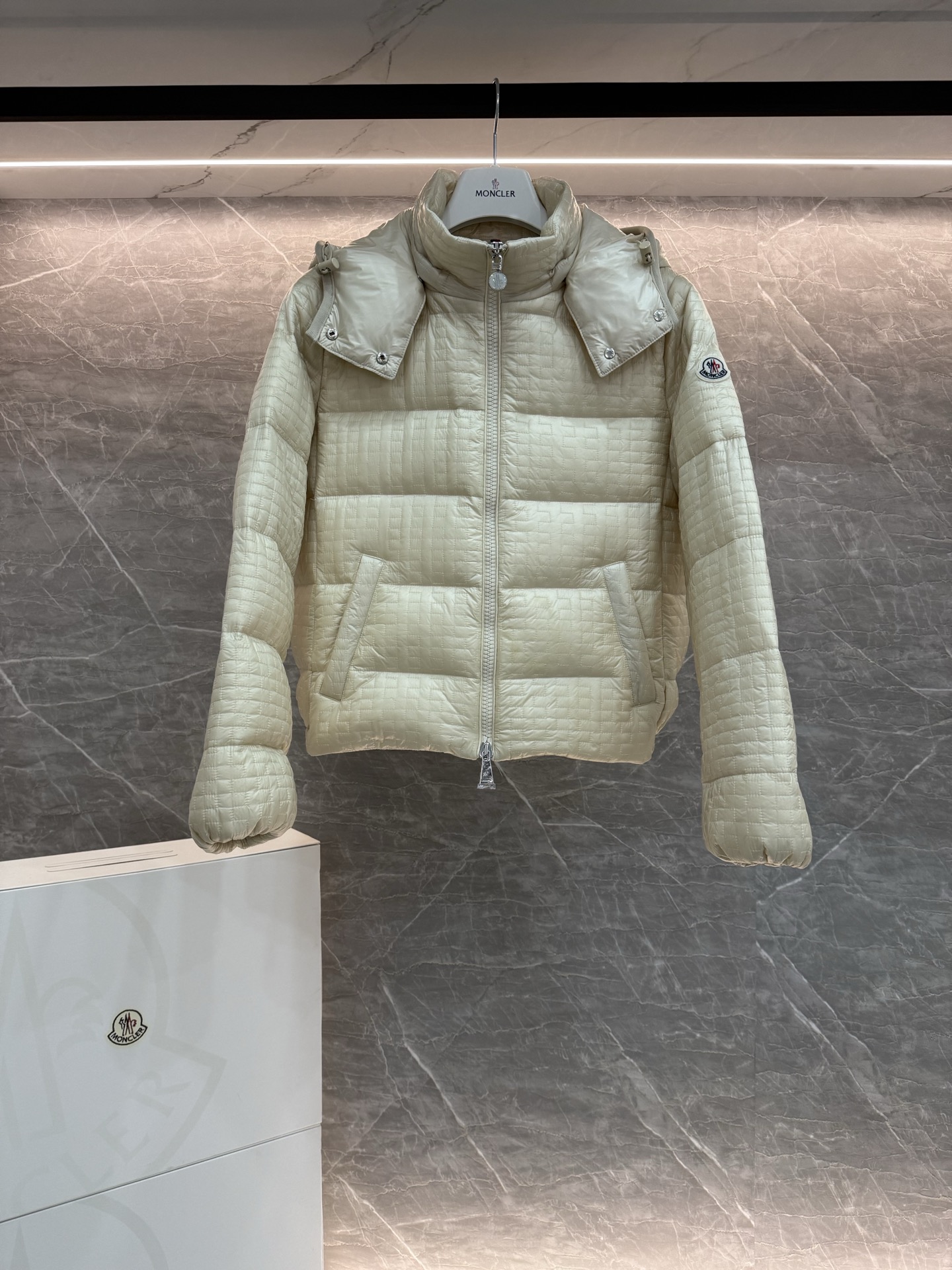 Moncler 25ss Gisors Unisex Down Jacket Size 0-3