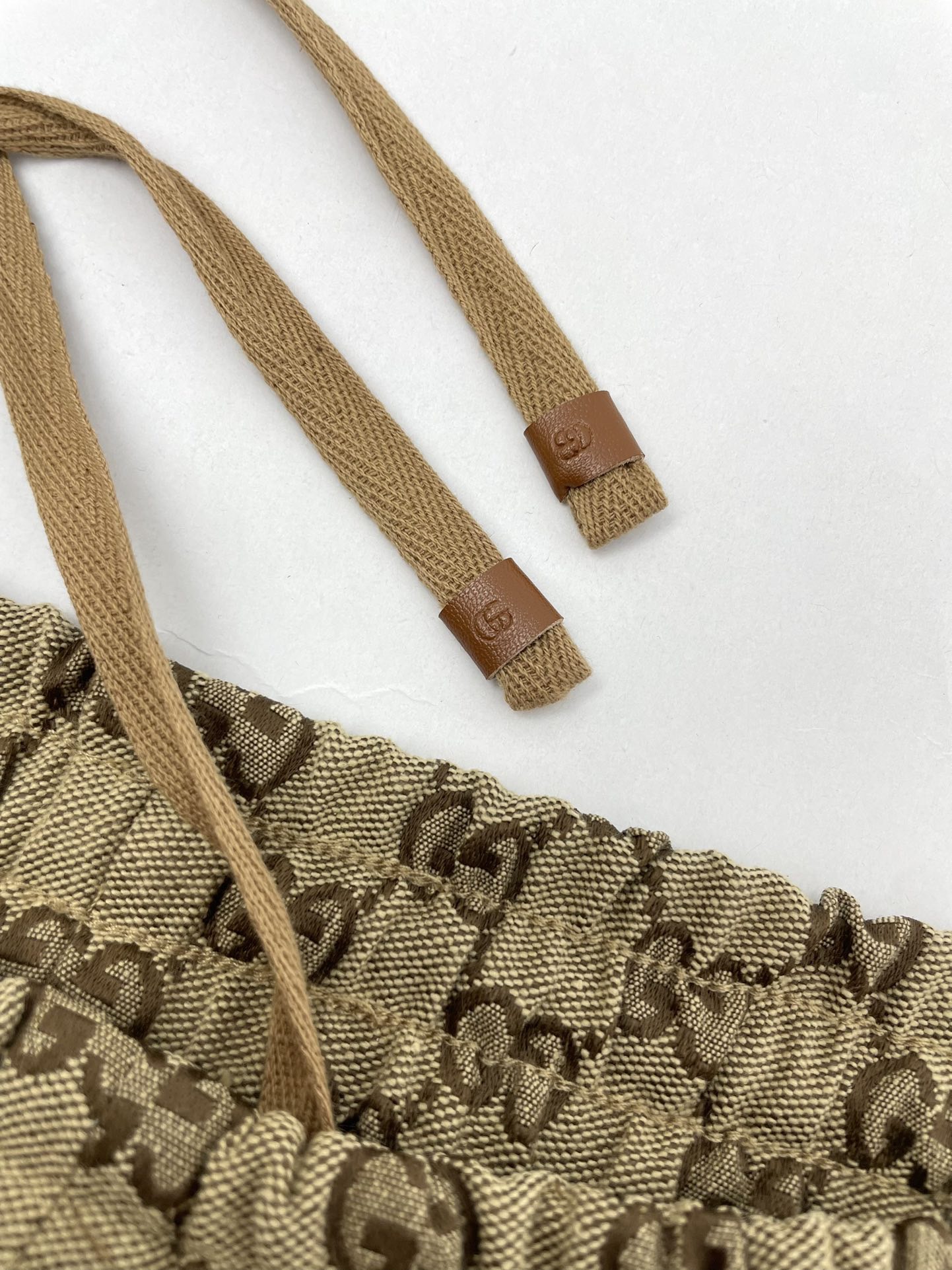 Gucci Sommeranzug Size S-XL