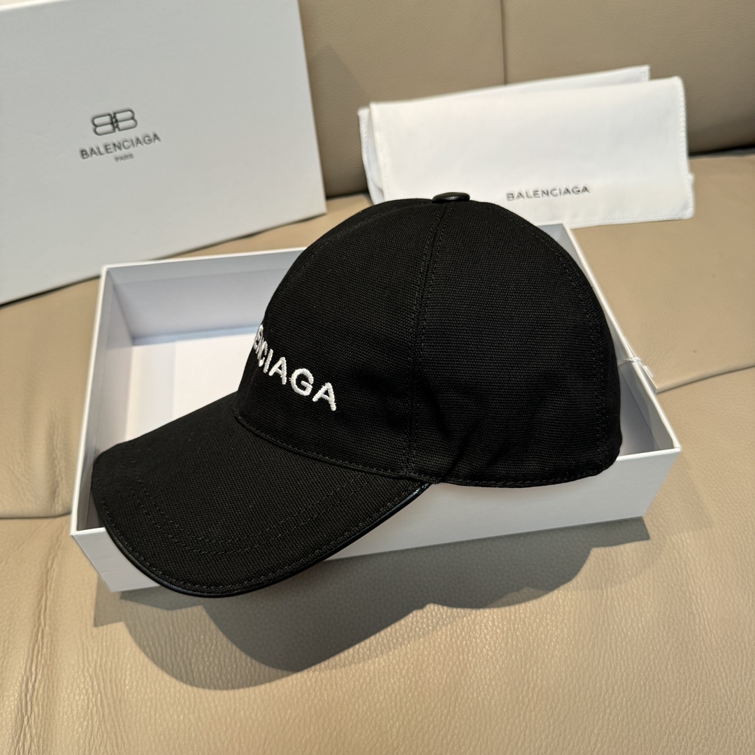 Balenciaga Baseball Cap