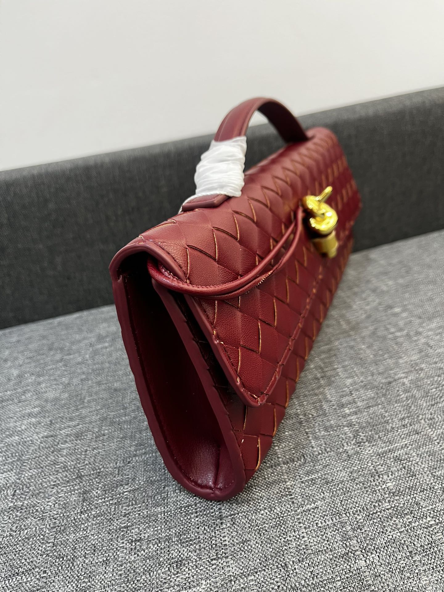 Bottega Veneta Andiamo Clutch 30*13*4cm