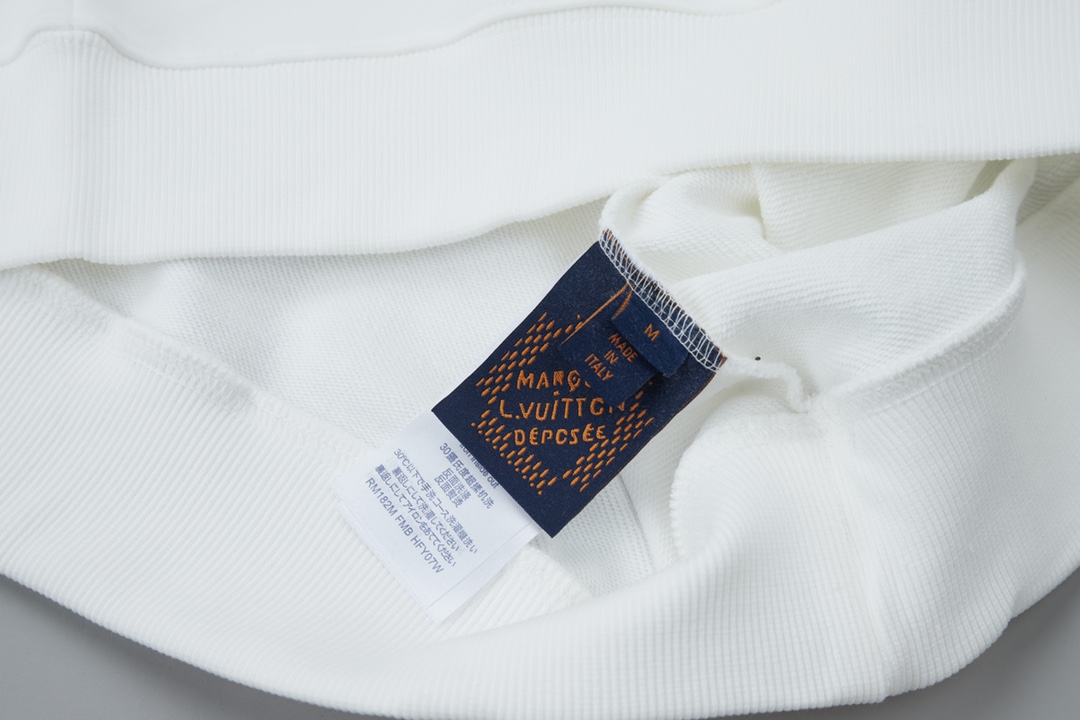 Louis Vuitton Unisex Sweatshirt Size S-XL