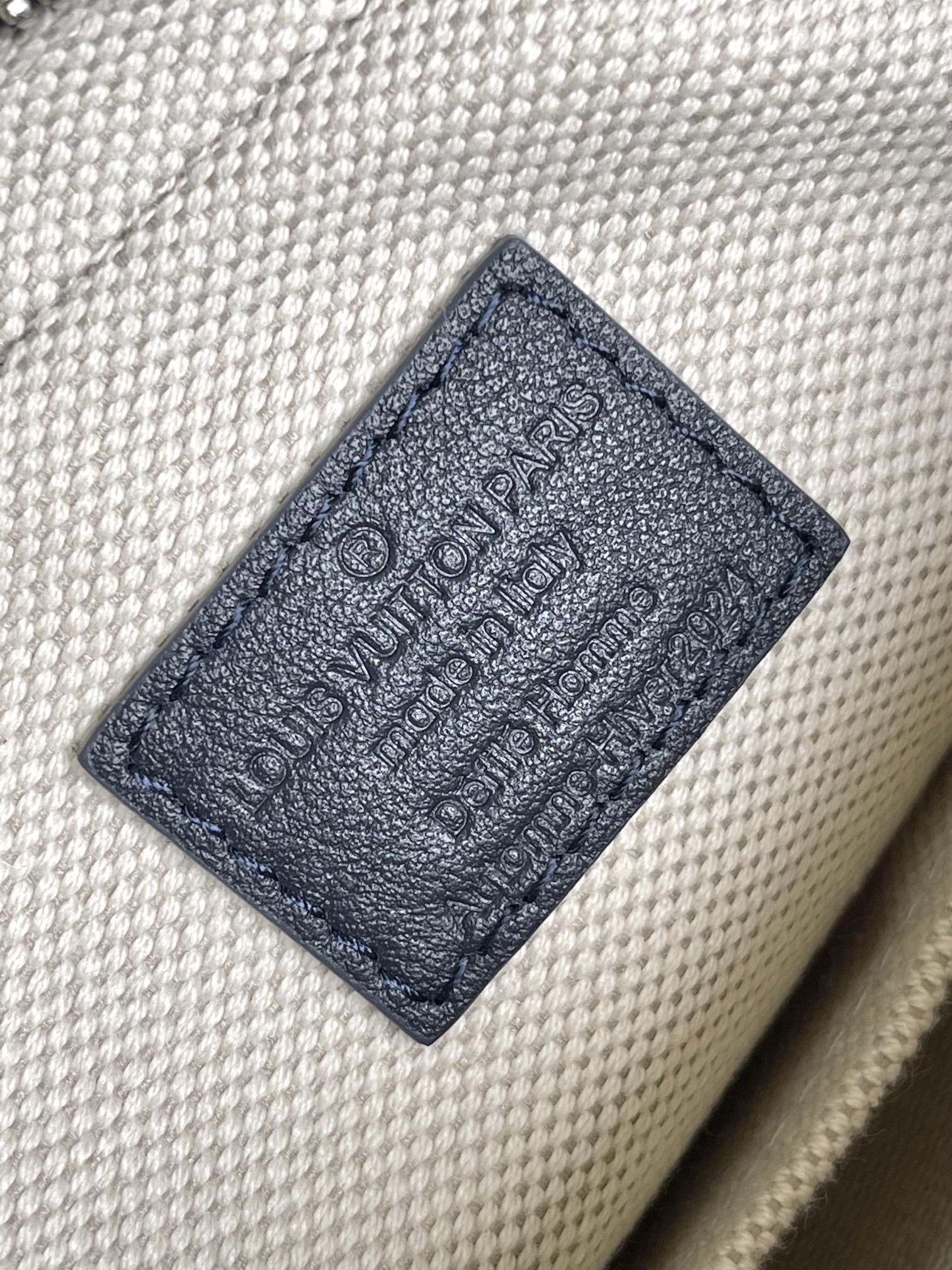 Louis Vuitton N40694 Trio Messenger Mens Shoulder Bags Size 25*18.5*7cm