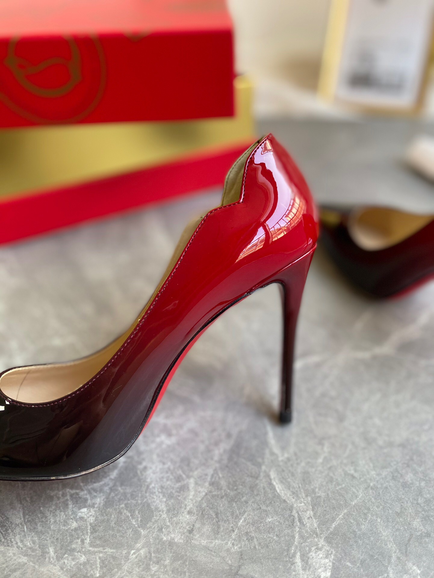 Christian Louboutin Hot Chick Pumps Size 35-41