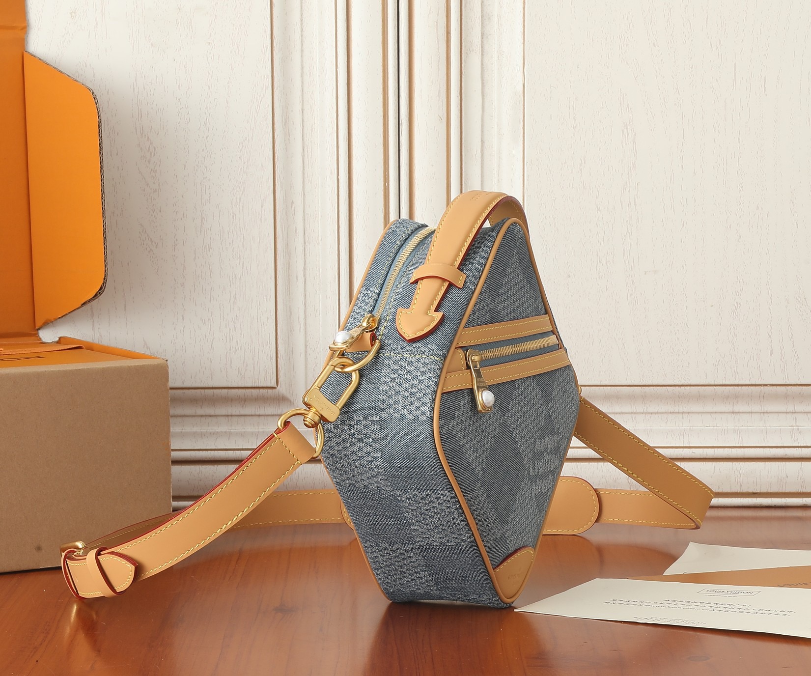 Louis Vuitton N40706 Chess Messenger Mens Shoulder Bags Size 24*24*8cm