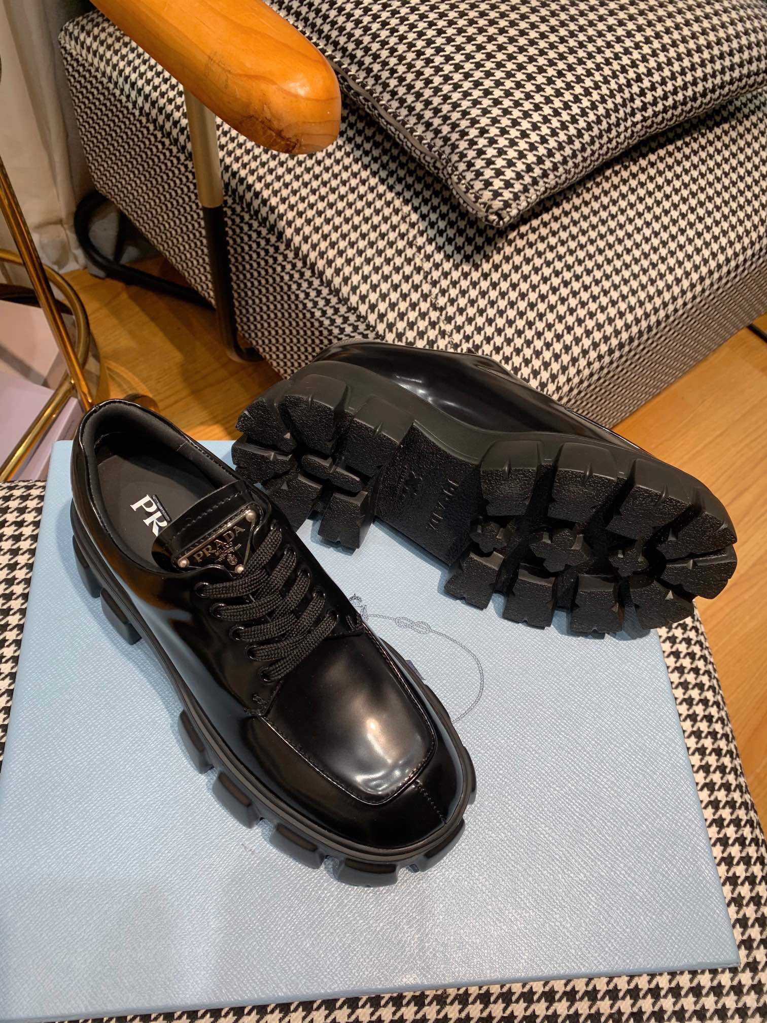 Prada Monolith brushed leather lace-up Shoes Loafers Size 36-41