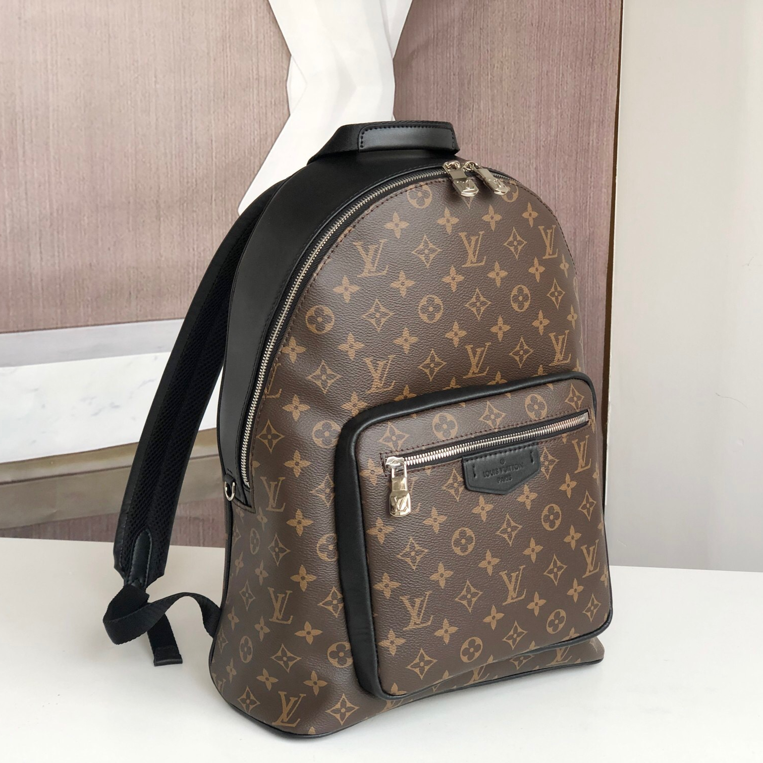 Louis Vuitton M45349 Josh Backpack For Men and Women Size 40*32*13cm