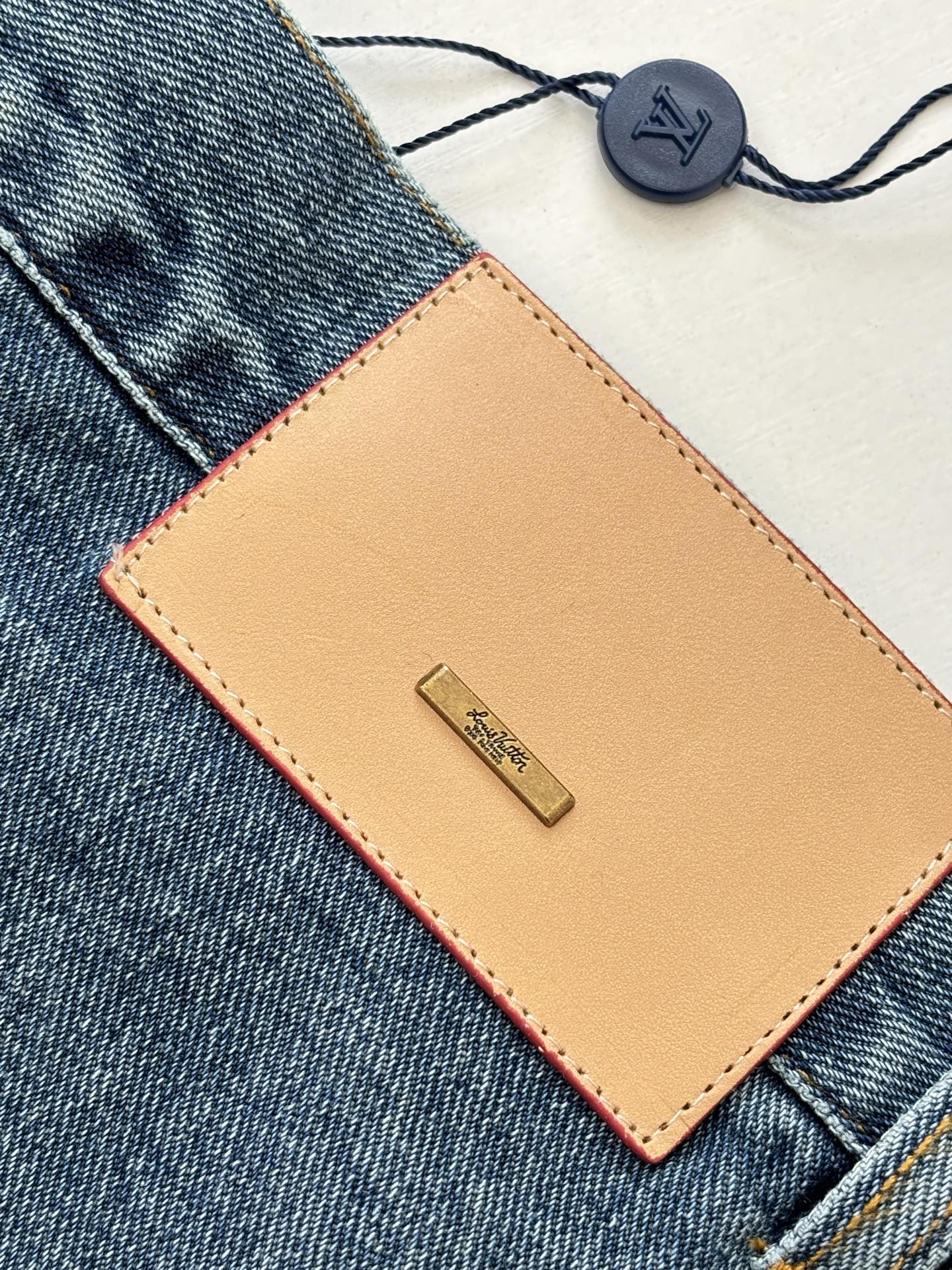 Louis Vuitton Unisex Jeans Size S-XL