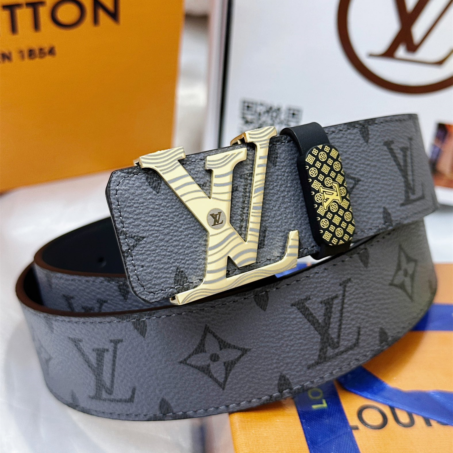 Louis Vuitton Mens Belt Width 3.8cm