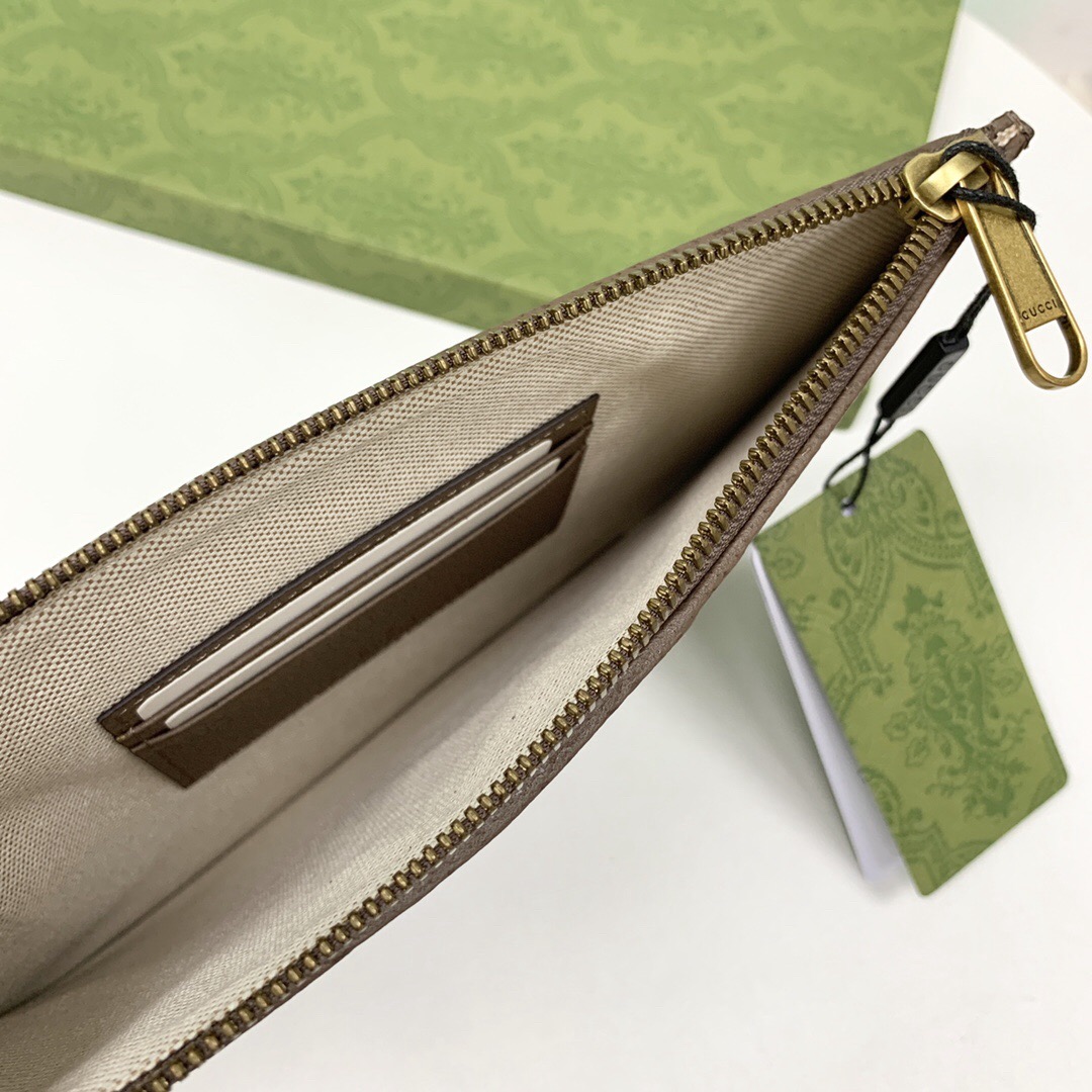 Gucci New GG Supreme Clutch Size 24*17.5*1cm Style 672989