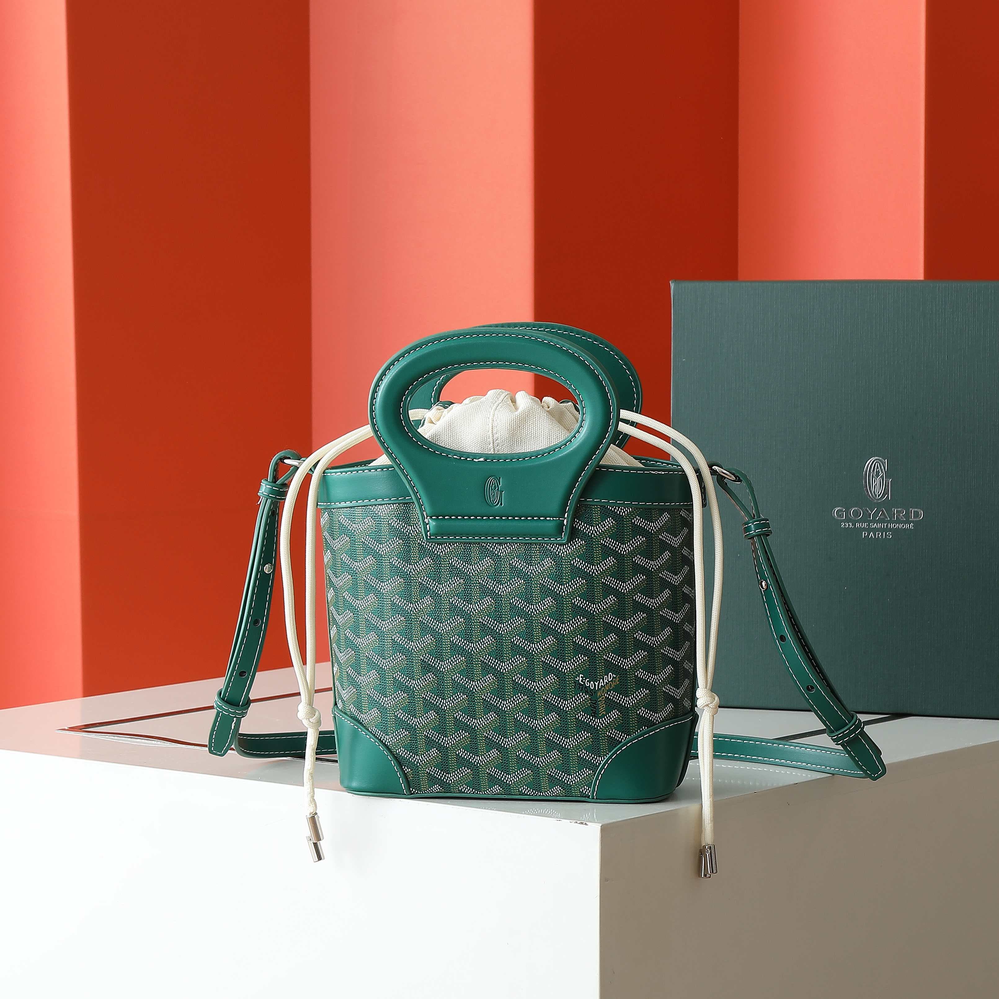 Goyard Beluga Women Shoulder Bags Size 23*18.5*8cm