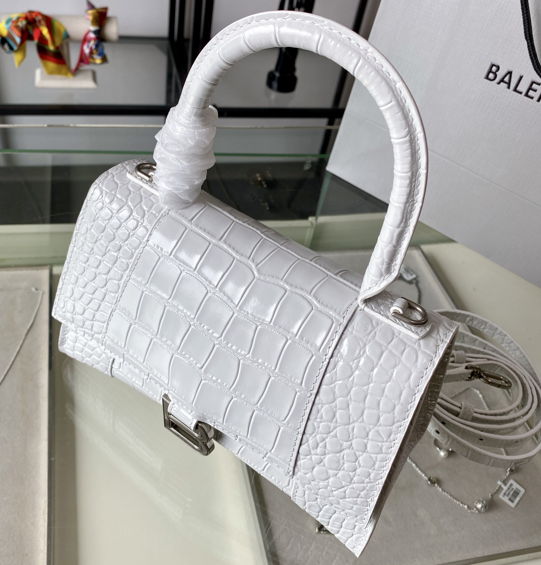 Balenciaga Women Shoulder Bags Handbags 2-Size